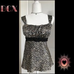 LEOPARD PRINT TOP BY BCX 🐆 Sz M